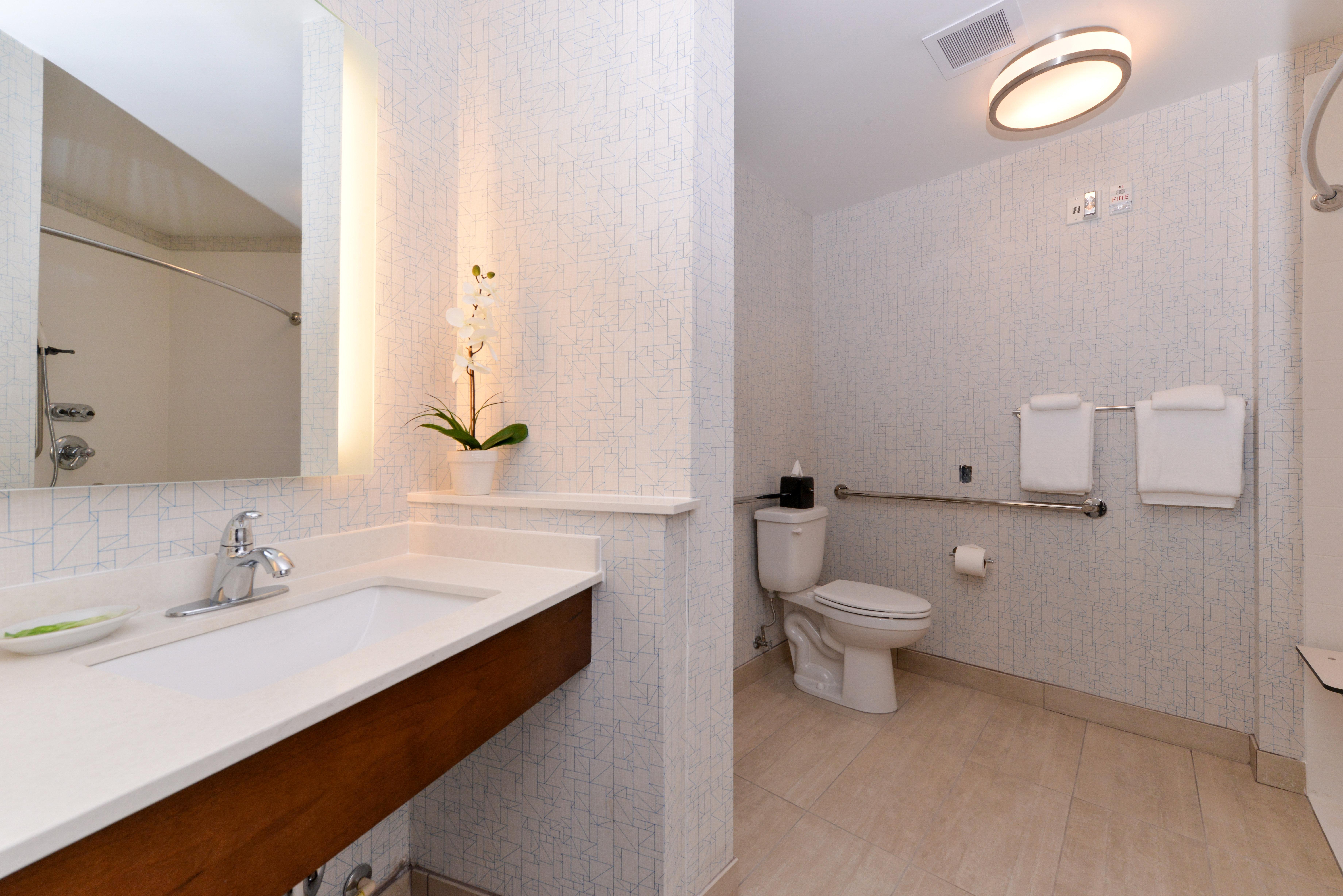 Hotel Express & By Ihg